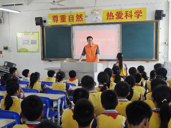 1751510369759656.png 图片14.png